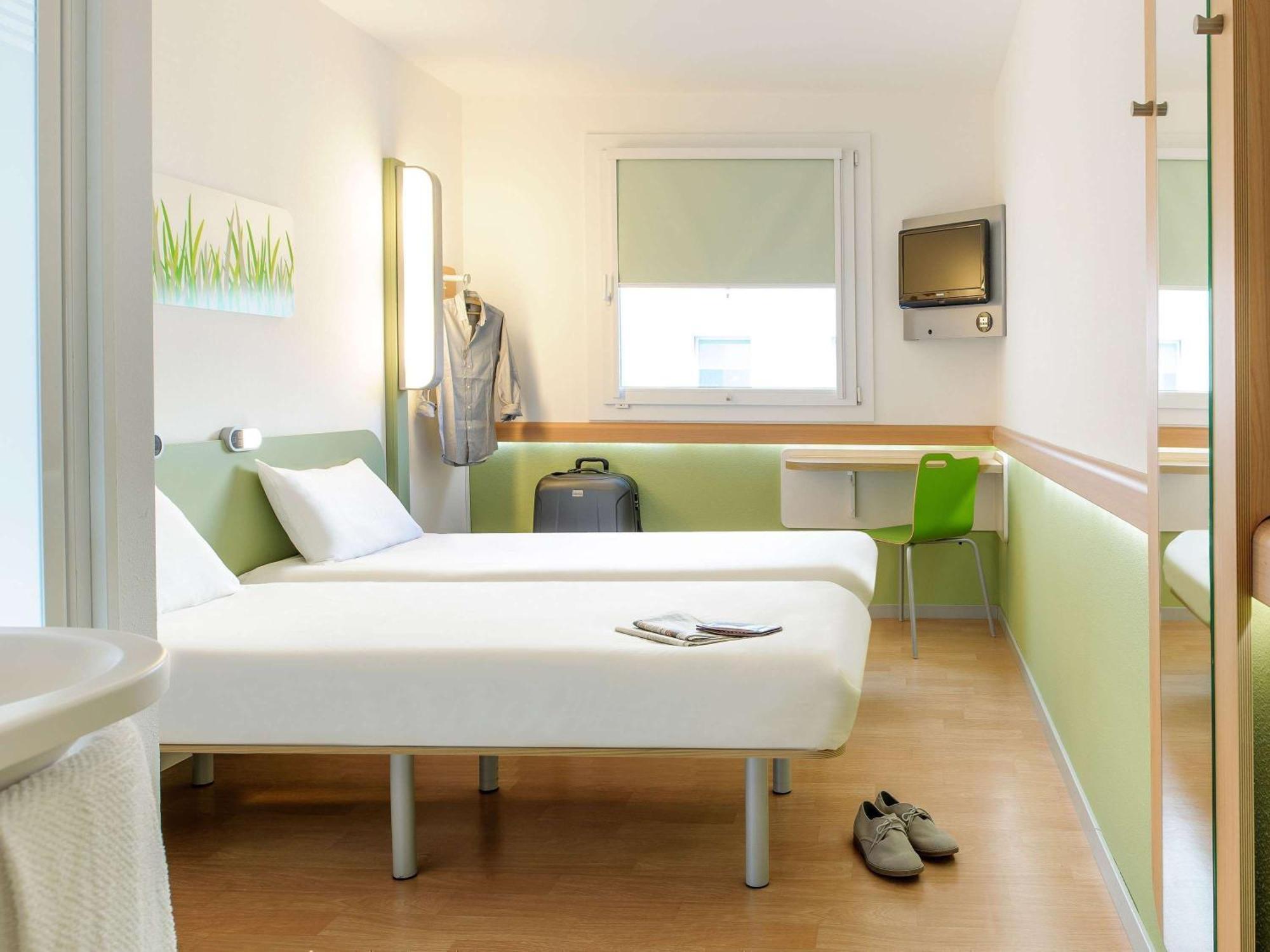 Ibis Budget Marseille Valentine Exterior foto